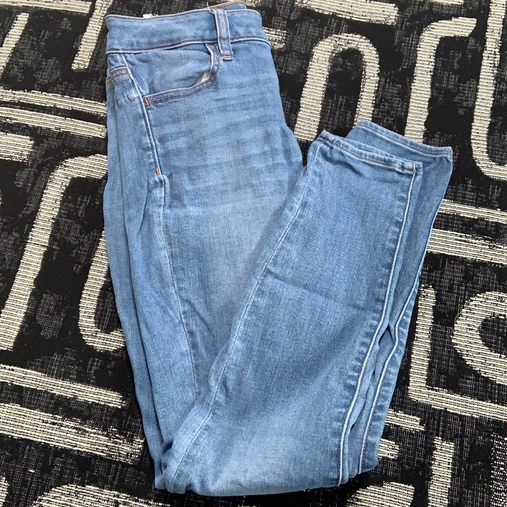 AMERICAN EAGLE JEGGINGS